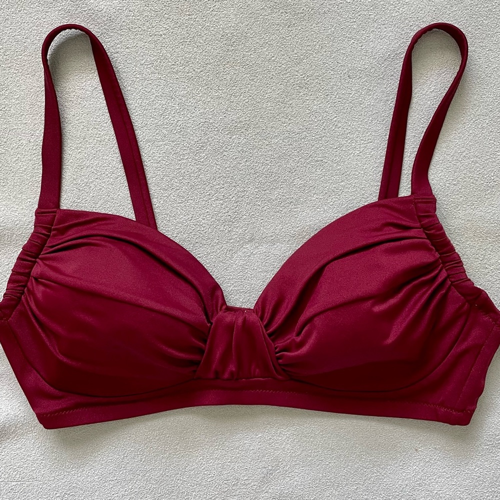 FINAL SALE $9 // J. CREW Burgundy Bikini Top No Underwire Push-Up